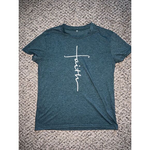 Tops - Women's faith cross‎ green tee shirt size small